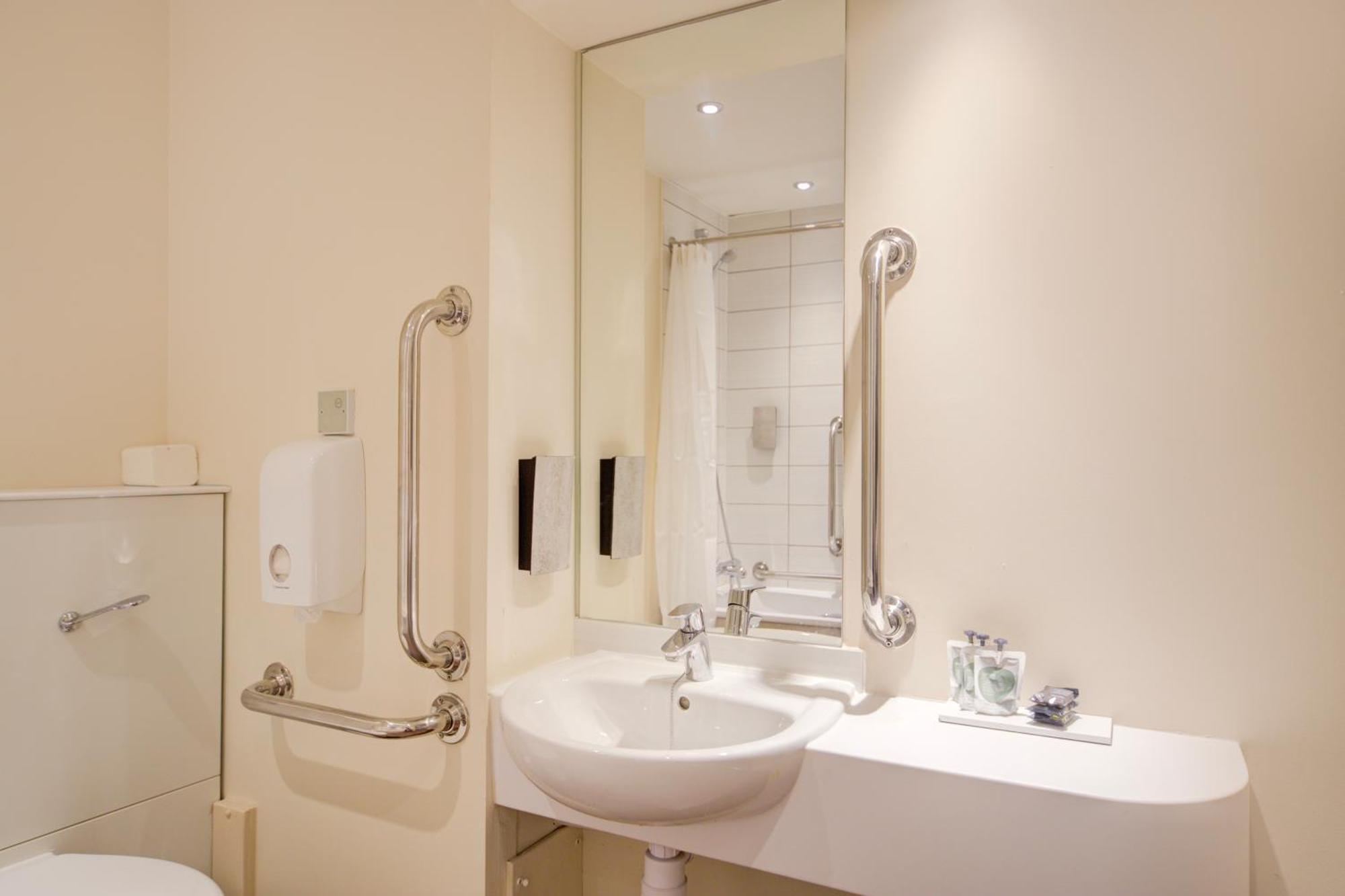 Belvilla Newport City Centre Hotel - Lifestyle Eksteriør bilde