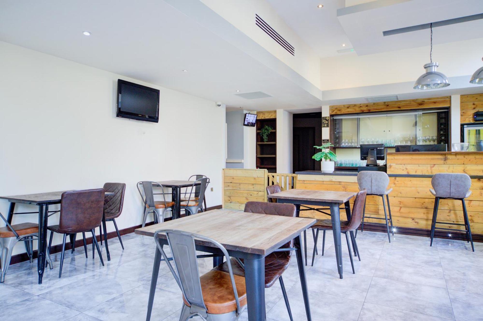 Belvilla Newport City Centre Hotel - Lifestyle Eksteriør bilde